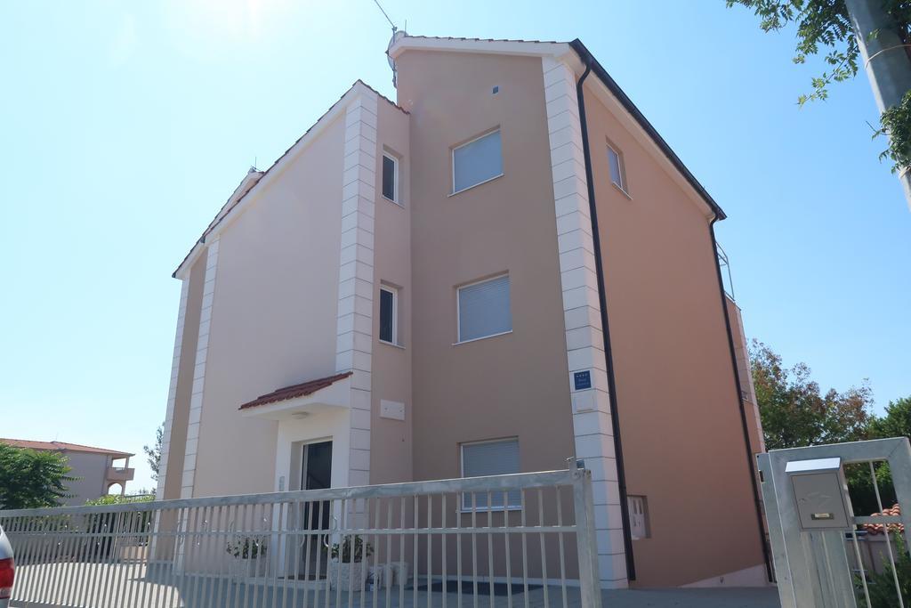 Villa Sunshine Trogir Exterior photo